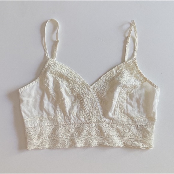 American Eagle Outfitters Tops - American Eagle crop top